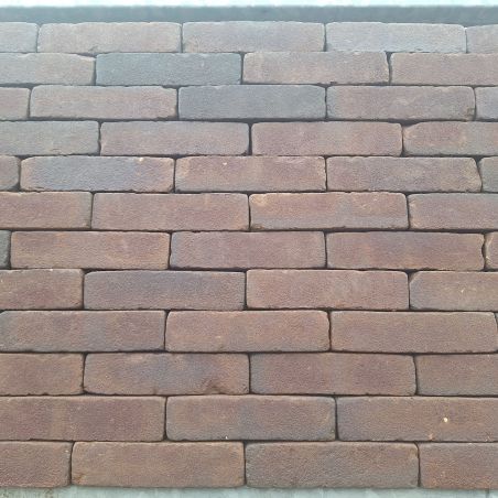 Old look waalformaat Moers op pallets