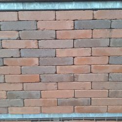 Old look waalformaat Gladbach op pallets