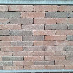 Old look waalformaat Gladbach op pallets