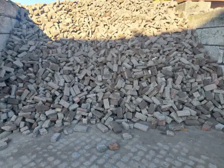 Oude waaltjes paars genuanceerd.