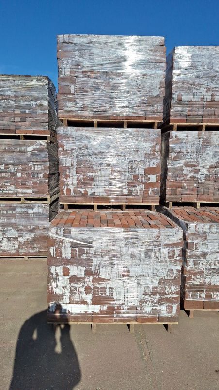 Old look dikformaat Frankfurt op pallets