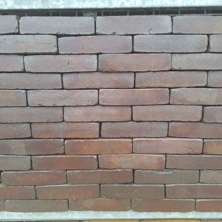 Old look waalformaat Braunsweig op pallets